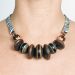 Les bijoux Jacaranda en graines naturelles : Collier modÃ¨le MUCUNA ZEBRE 1