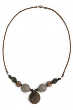 Bijou en graines naturelles : Collier modèle MUCUNA Gris 0