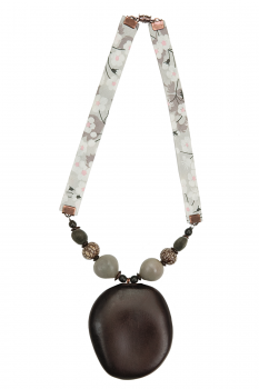 Bijou en graines naturelles : Collier modèle ENTADA MITSI 0