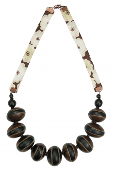 Bijou en graines naturelles : Collier modèle MUCUNA TORIA 0