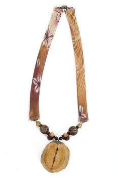 Bijou en graines naturelles : Collier modèle JACARANDA TISSU 0