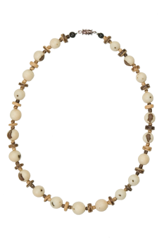 Bijou en graines naturelles : Collier modèle LIVISTONIA COCO  0