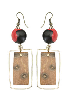 Bijou en graines naturelles : Boucles d'oreilles modèle CALEBASSE CADREE Noir et Rouge 0